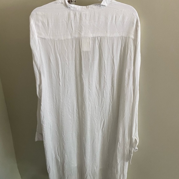 ❌SOLD❌NWT L’Space Megan Coverup Large White Sold Out! - Picture 6 of 6